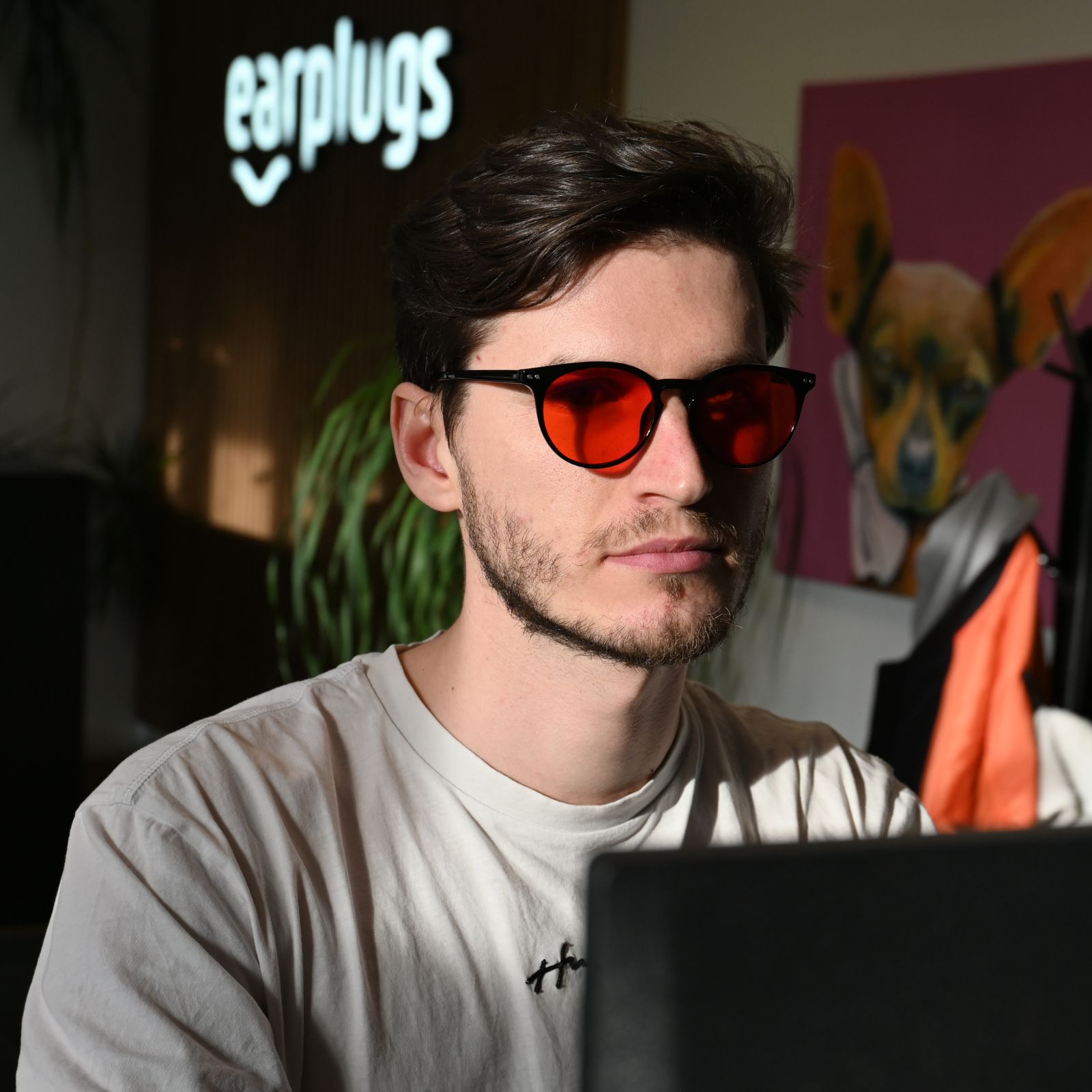 Červené brýle proti modrému světlu pro večerní čtení a relax